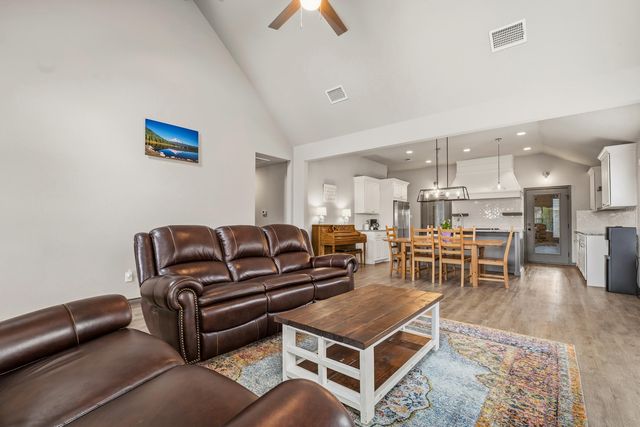 10313 Avenue X, Lubbock, TX 79423