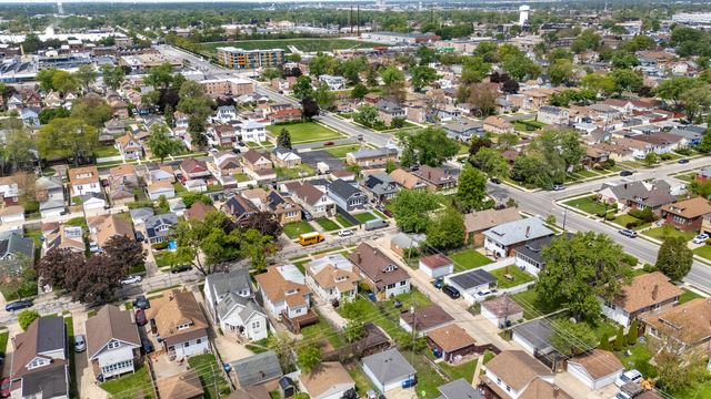 608 S 21st Avenue, Maywood, IL 60153