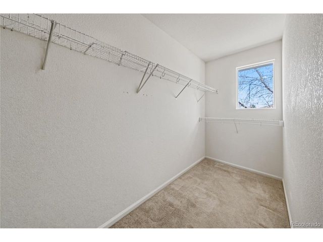 10659 Upper Highland Dr, Longmont, CO 80504