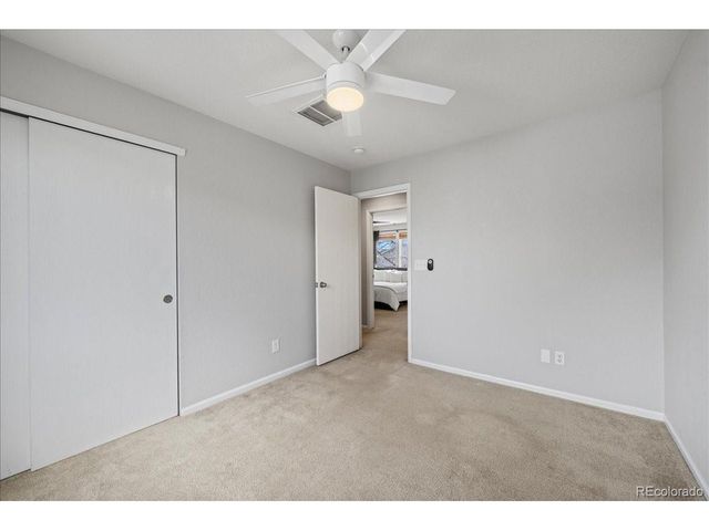 10659 Upper Highland Dr, Longmont, CO 80504