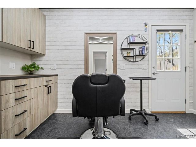 10659 Upper Highland Dr, Longmont, CO 80504