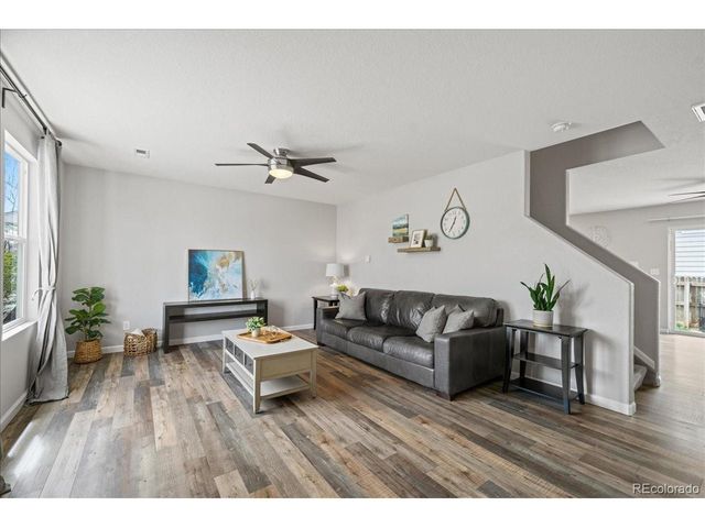 10659 Upper Highland Dr, Longmont, CO 80504