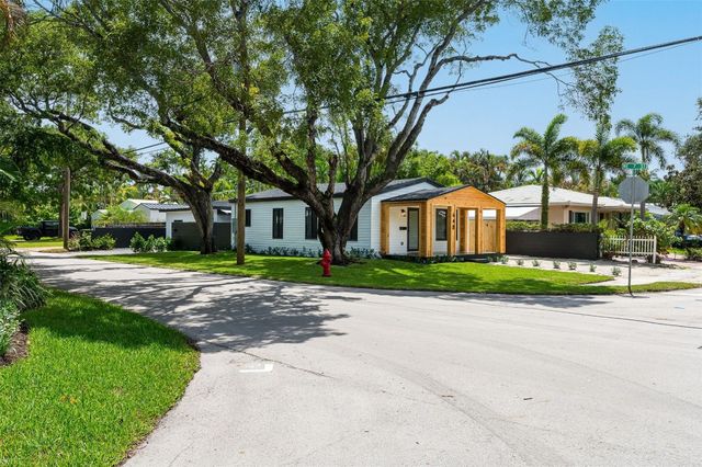 648 NE 16th Terrace, Fort Lauderdale, FL 33304