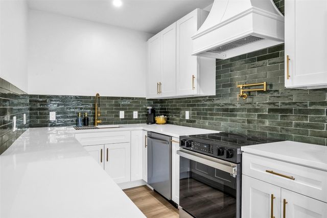 648 NE 16th Terrace, Fort Lauderdale, FL 33304