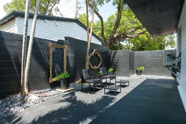 648 NE 16th Terrace, Fort Lauderdale, FL 33304