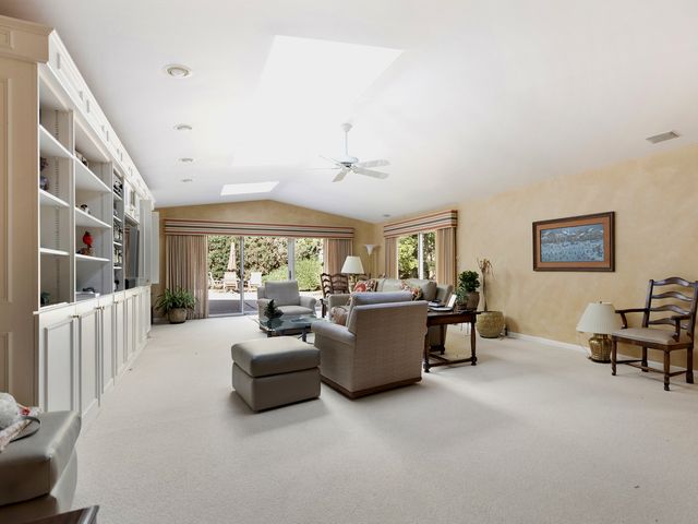 4704 Daniel Drive, Crystal Lake, IL 60014