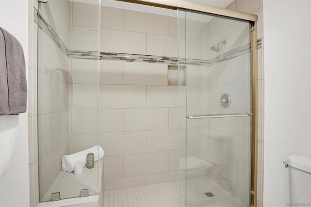 1024 Gleneagles, Vista, CA 92081