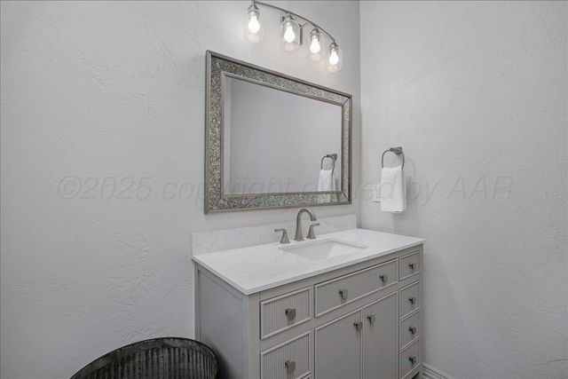 7402 PARK RIDGE Drive, Amarillo, TX 79119