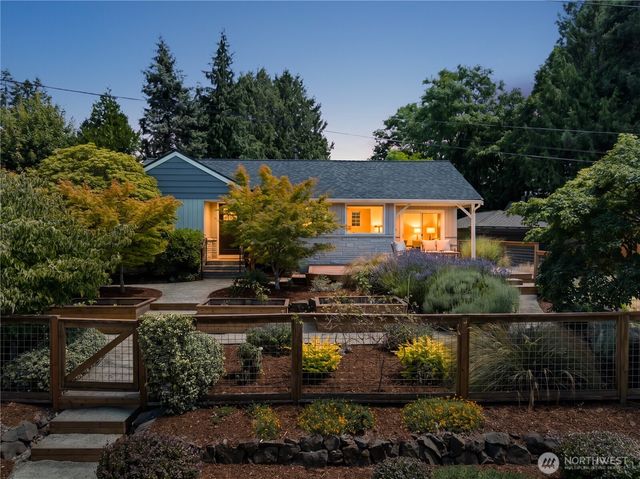 11202 Marine View Drive SW, Seattle, WA 98146