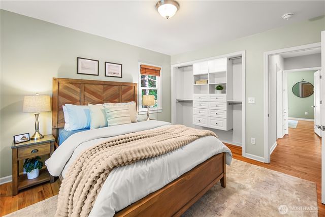11202 Marine View Drive SW, Seattle, WA 98146