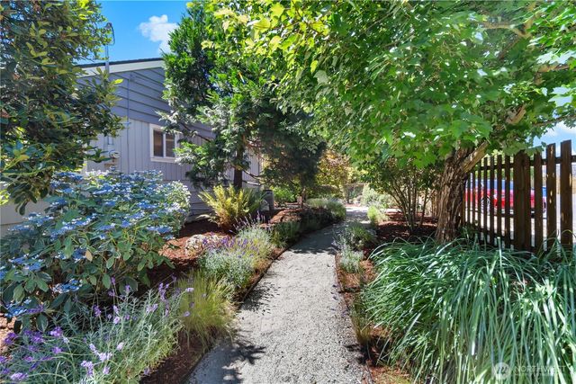 11202 Marine View Drive SW, Seattle, WA 98146