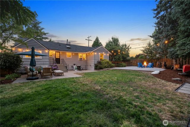 11202 Marine View Drive SW, Seattle, WA 98146