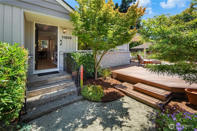 11202 Marine View Drive SW, Seattle, WA 98146
