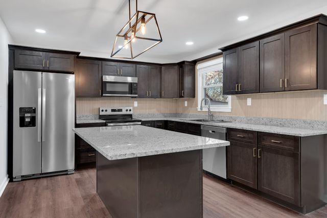 810 Frank Martin Rd, Shelbyville, TN 37160