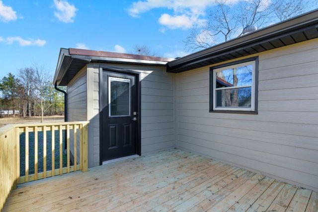 810 Frank Martin Rd, Shelbyville, TN 37160