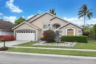 1291 Crown Point, Wellington, FL 33414