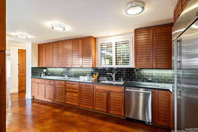 203 Lakeridge, San Antonio, TX 78229