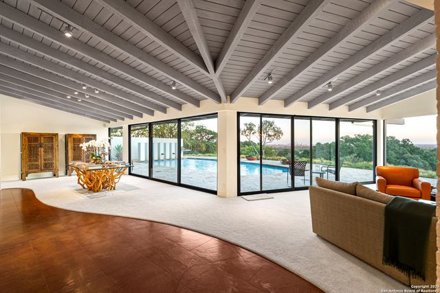 203 Lakeridge, San Antonio, TX 78229