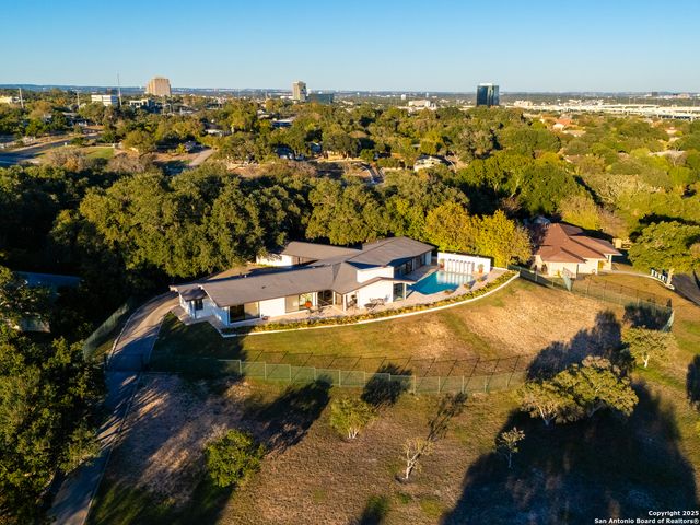 203 Lakeridge, San Antonio, TX 78229