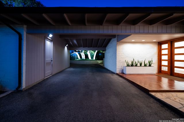 203 Lakeridge, San Antonio, TX 78229