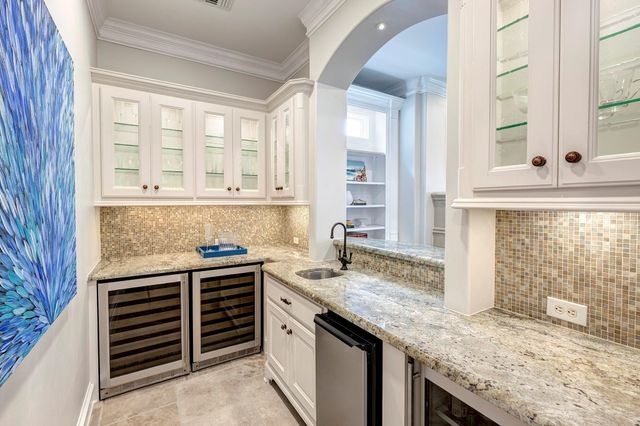 4315 Ione Street, Bellaire, TX 77401