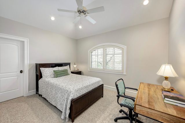 4315 Ione Street, Bellaire, TX 77401