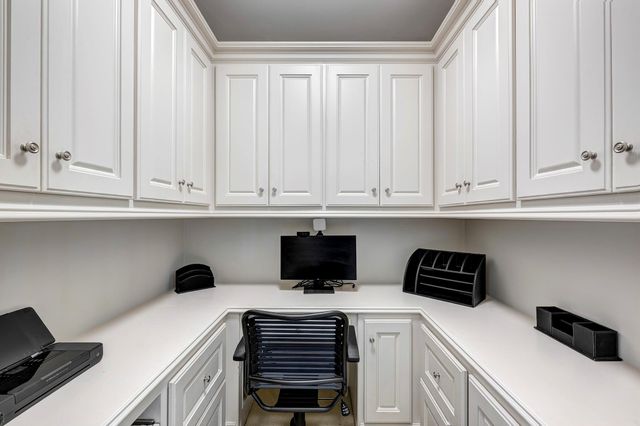 4315 Ione Street, Bellaire, TX 77401