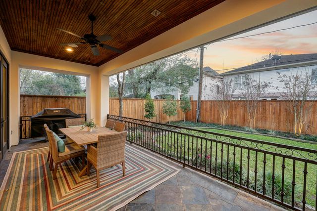 4315 Ione Street, Bellaire, TX 77401