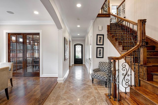 4315 Ione Street, Bellaire, TX 77401