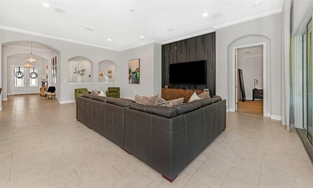 6916 NEOPOLITAN COURT, Apollo Beach, FL 33572