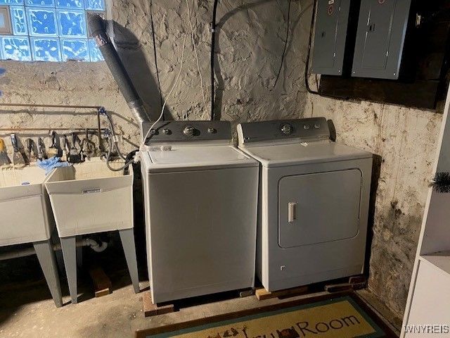 27 Henley Road Lower, Buffalo, NY 14216