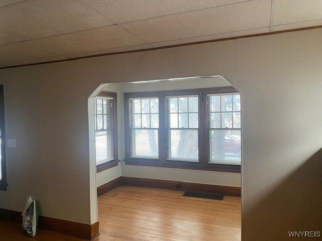 27 Henley Road Lower, Buffalo, NY 14216