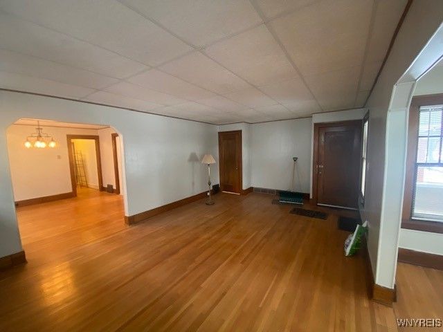 27 Henley Road Lower, Buffalo, NY 14216