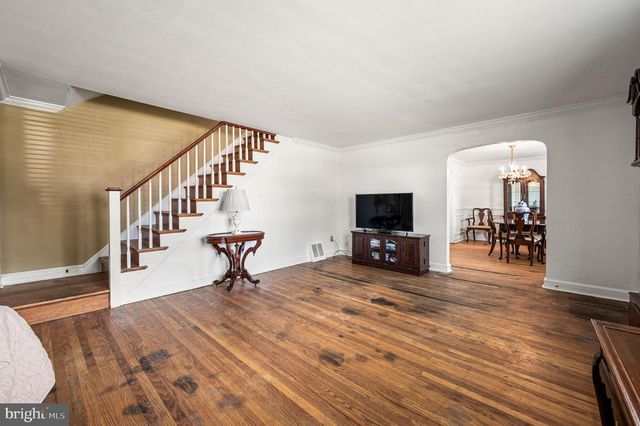 203 PINE RIDGE RD, Havertown, PA 19083