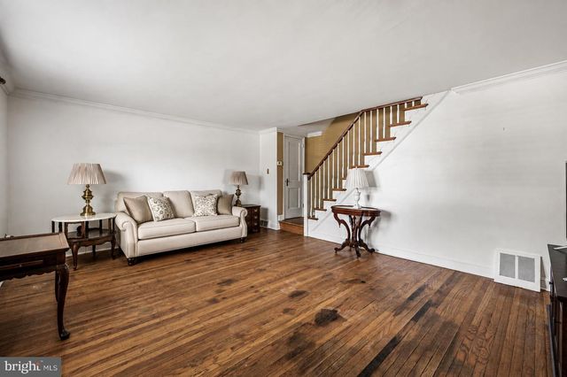 203 PINE RIDGE RD, Havertown, PA 19083