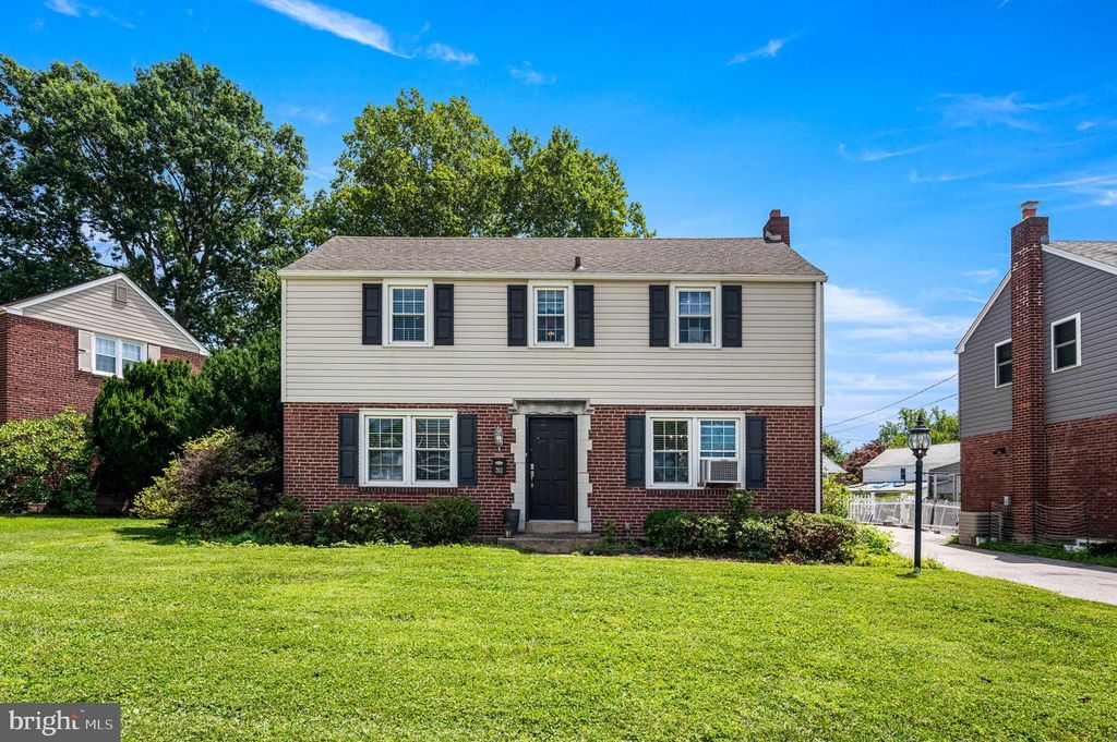 203 PINE RIDGE RD, Havertown, PA 19083
