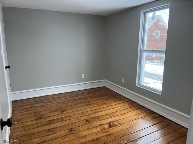 311 6th Street, Fairport Harbor, OH 44077