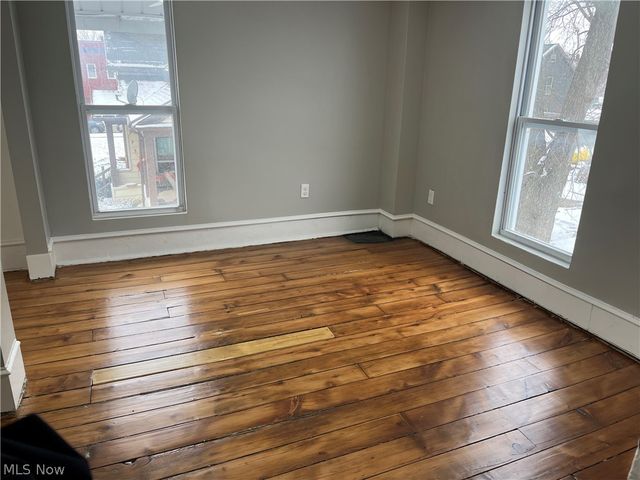 311 6th Street, Fairport Harbor, OH 44077