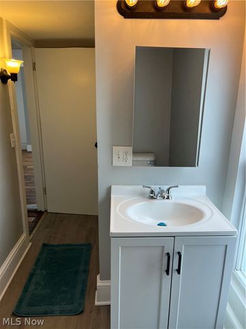 311 6th Street, Fairport Harbor, OH 44077