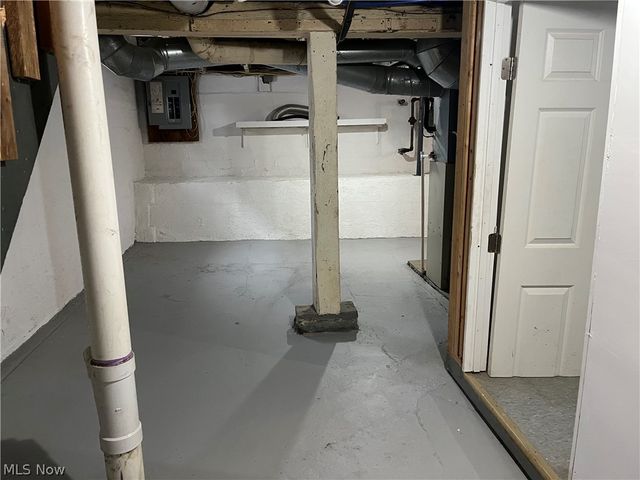 311 6th Street, Fairport Harbor, OH 44077