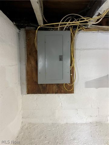 311 6th Street, Fairport Harbor, OH 44077