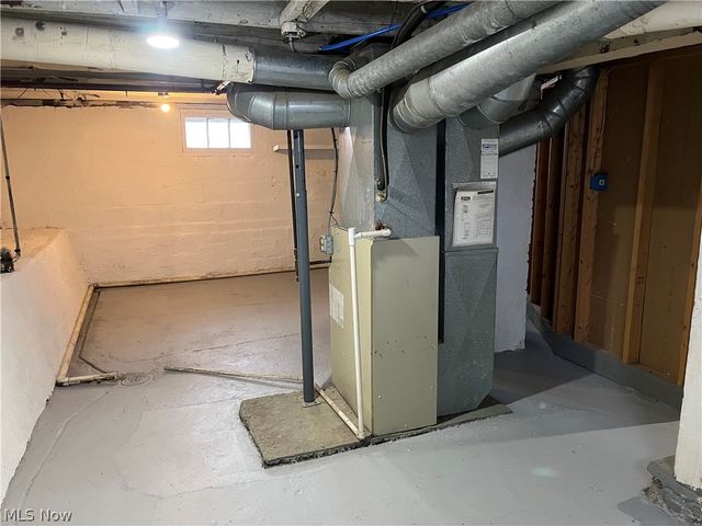 311 6th Street, Fairport Harbor, OH 44077