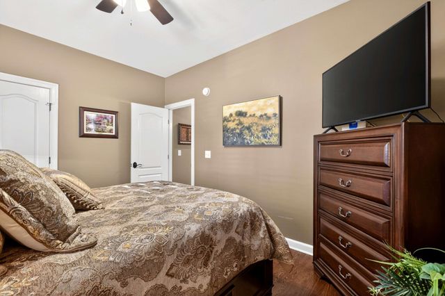 2306 Garrison Cv, Murfreesboro, TN 37130