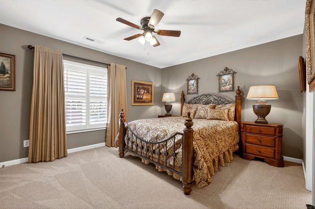 2306 Garrison Cv, Murfreesboro, TN 37130