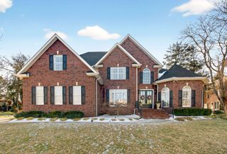 2306 Garrison Cv, Murfreesboro, TN 37130