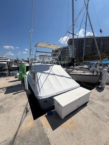 4 Grove Isle Drive Slip D-10, Miami, FL 33133