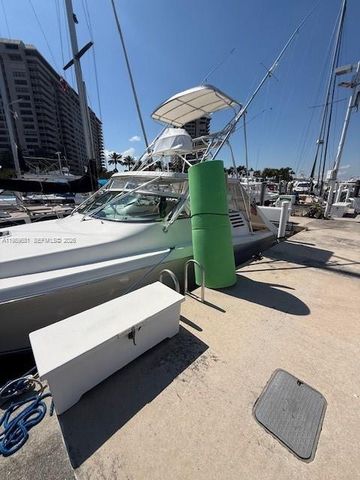 4 Grove Isle Drive Slip D-10, Miami, FL 33133