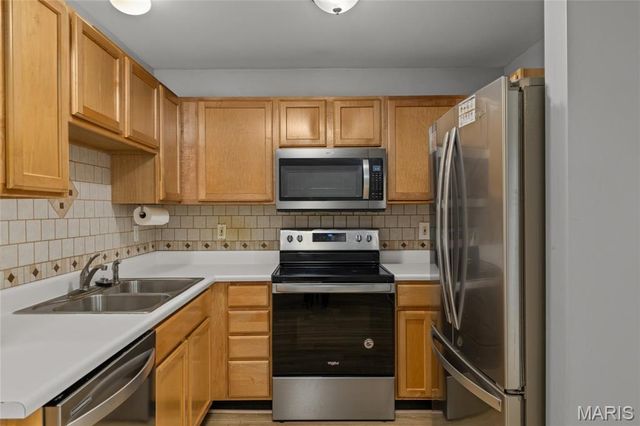 856 Brookmead Drive, O'fallon, MO 63366