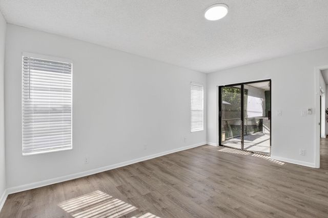 9074 Chatsworth Cascades, Boca Raton, FL 33434