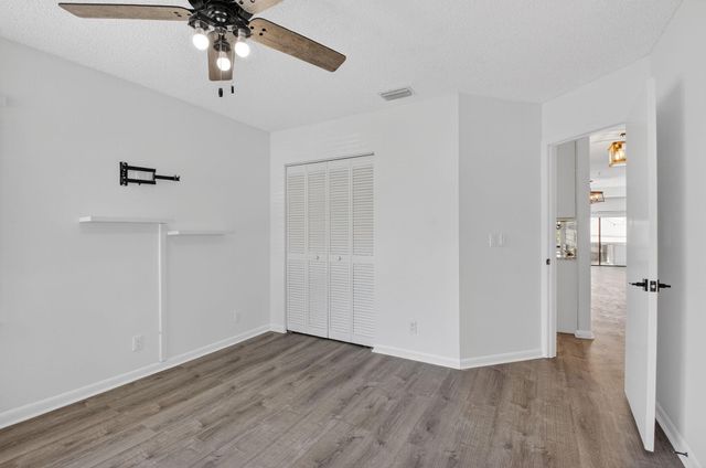 9074 Chatsworth Cascades, Boca Raton, FL 33434